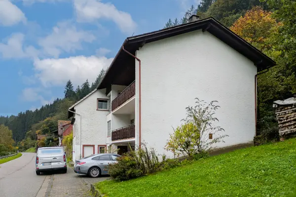 Ansicht_N der Immobilie: Interessante Immobilie mit großem Grundstück im ruhigen...