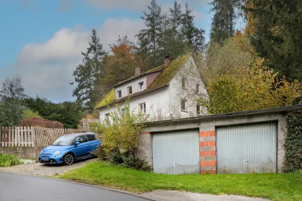 Ansiicht NW Titel der Immobilie: Selbermacher aufgepasst: Haus mit großem, natur...